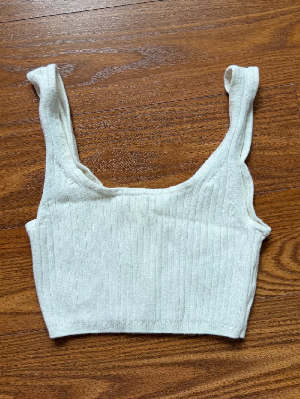 Aritzia Wilfred Manila Knit Cropped Tank